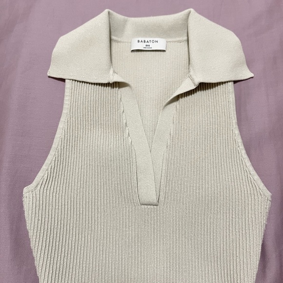 Aritzia | Babaton Sculpt Knit Polo Cropped Beige Size 2XS - Picture 9 of 9